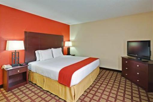фото отеля Holiday Inn Express Hotel & Suites Algonquin