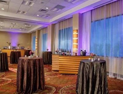 фото отеля Dallas Addison Marriott Quorum By the Galleria