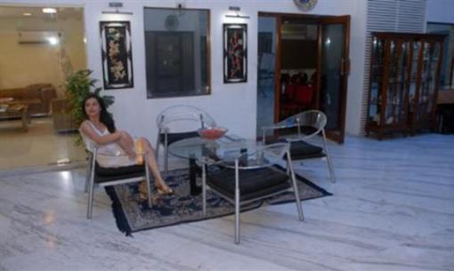 фото отеля Oritel Service Apartments