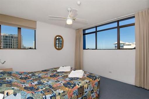 фото отеля Northwind Beachfront Holiday Apartments