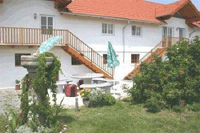фото отеля Geinberg Suites Polling im Innkreis