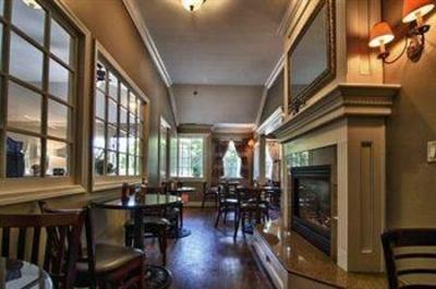 фото отеля Pelican Inn & Suites