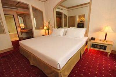 фото отеля Louis Tavern Hotel Bangkok