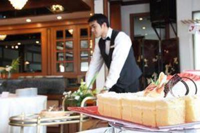 фото отеля Louis Tavern Hotel Bangkok