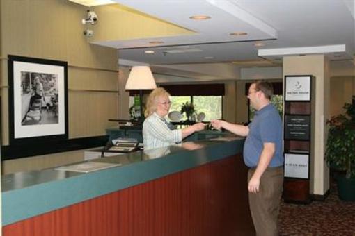фото отеля Hampton Inn Pickwick Dam Counce