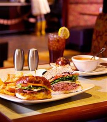 фото отеля Courtyard by Marriott Chicago Downtown