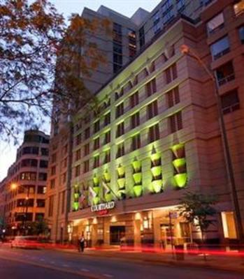 фото отеля Courtyard by Marriott Chicago Downtown