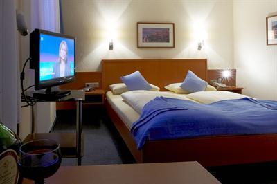 фото отеля Hotel Franziskaner Würzburg