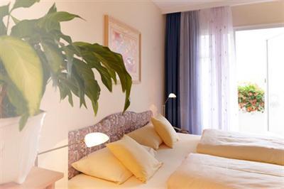 фото отеля Hotel Franziskaner Würzburg