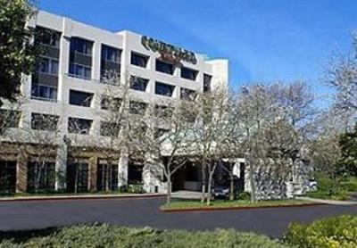 фото отеля Courtyard by Marriott Oakland Richmond/Berkeley