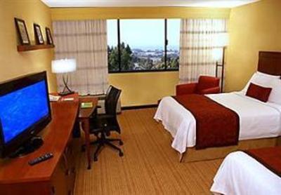 фото отеля Courtyard by Marriott Oakland Richmond/Berkeley