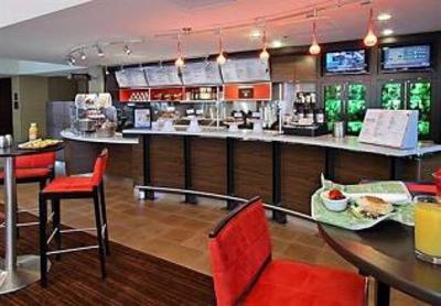 фото отеля Courtyard by Marriott Oakland Richmond/Berkeley