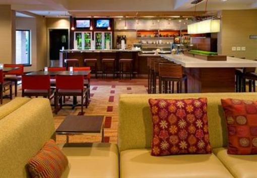 фото отеля Courtyard by Marriott Portland Southeast
