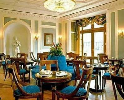 фото отеля BEST WESTERN Premier Grand Hotel Russischer Hof