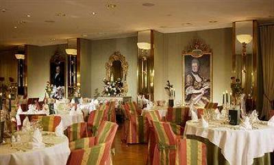 фото отеля BEST WESTERN Premier Grand Hotel Russischer Hof