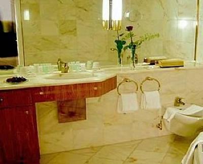 фото отеля BEST WESTERN Premier Grand Hotel Russischer Hof