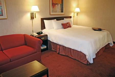 фото отеля Hampton Inn Airport Monterrey