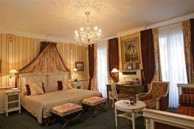 фото отеля Hotel Napoleon Paris