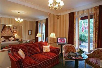 фото отеля Hotel Napoleon Paris