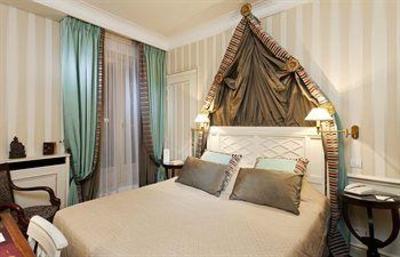фото отеля Hotel Napoleon Paris