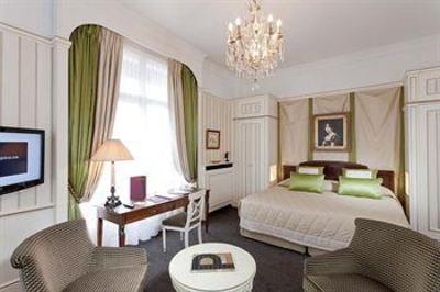 фото отеля Hotel Napoleon Paris