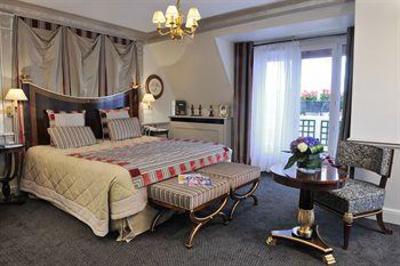 фото отеля Hotel Napoleon Paris