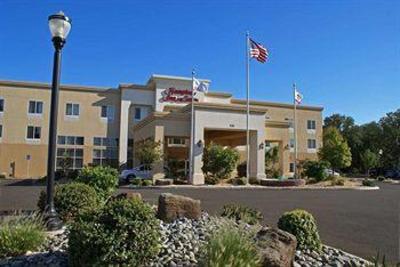 фото отеля Hampton Inn & Suites Red Bluff