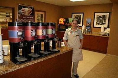 фото отеля Hampton Inn & Suites Red Bluff