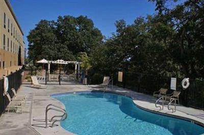 фото отеля Hampton Inn & Suites Red Bluff