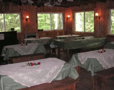 фото отеля Arrowmont Stables & Cabins, LLC
