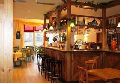 фото отеля Cross Country Hotel Alt Wittower Krug Wiek