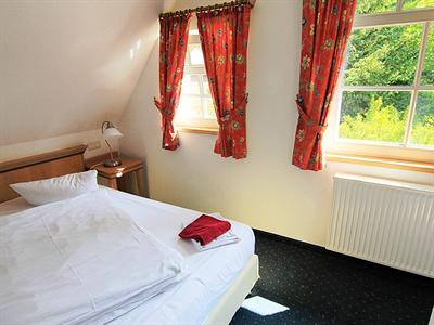 фото отеля Cross Country Hotel Alt Wittower Krug Wiek