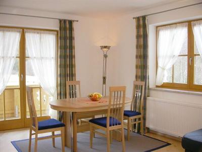 фото отеля Pension & Appartements Marxenhof Pertisau