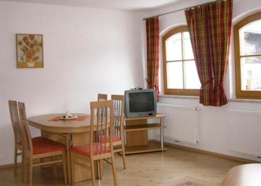 фото отеля Pension & Appartements Marxenhof Pertisau