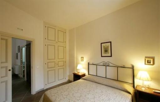фото отеля Pietre Antiche Appartamenti