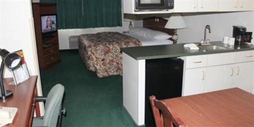 фото отеля GuestHouse Inn & Suites Aberdeen
