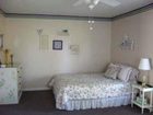 фото отеля Cairn House Bed and Breakfast