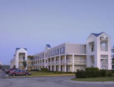 фото отеля Howard Johnson Cleveland Airport