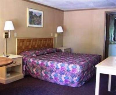 фото отеля Knights Inn Rossford