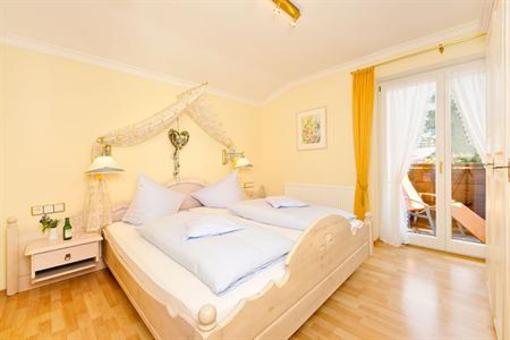 фото отеля Appartements Almhof Rupp