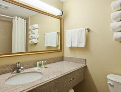 фото отеля Super 8 Hotel Monticello (Minnesota)