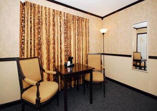 фото отеля Econo Lodge Montpelier