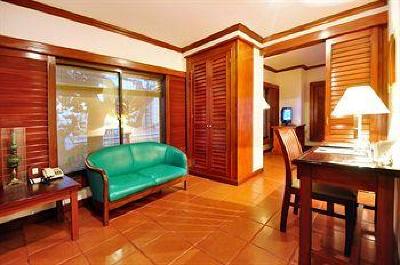 фото отеля Empress Hotel IMS Ho Chi Minh