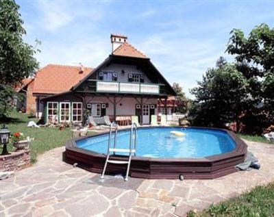 фото отеля Gasthof Hauserl im Wald