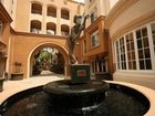 фото отеля Oakwood Apartments at La Jolla UTC San Diego