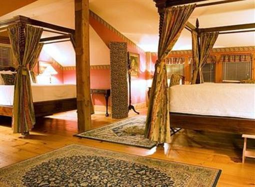 фото отеля Three Chimneys Inn