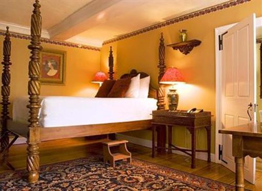 фото отеля Three Chimneys Inn
