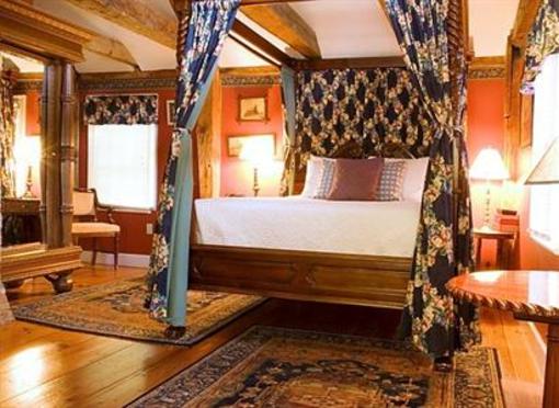 фото отеля Three Chimneys Inn