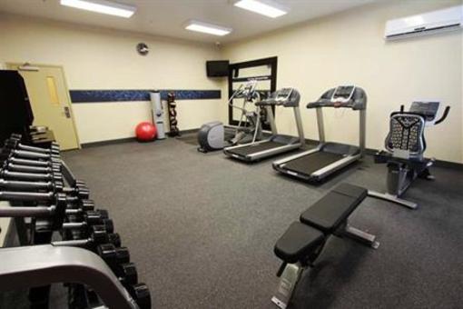 фото отеля Hampton Inn Clinton (Iowa)