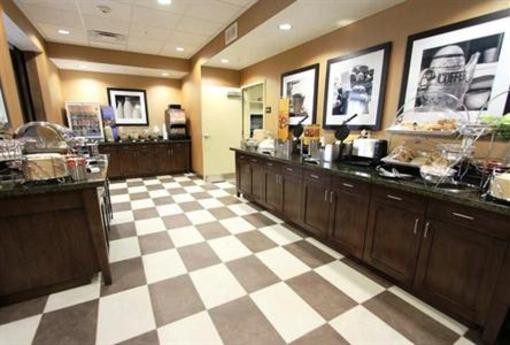 фото отеля Hampton Inn Clinton (Iowa)